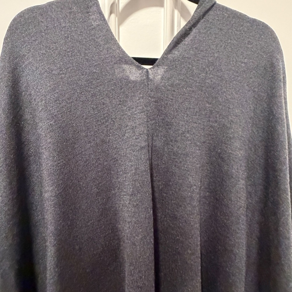 Kerisma Knits Women's One Size Charcoal Gray Poncho Sweater‎ Cowl Neck NWT - Picture 5 of 6